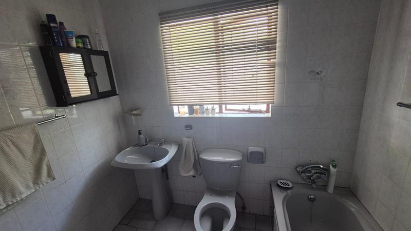 3 Bedroom Property for Sale in Theresa Park Gauteng
