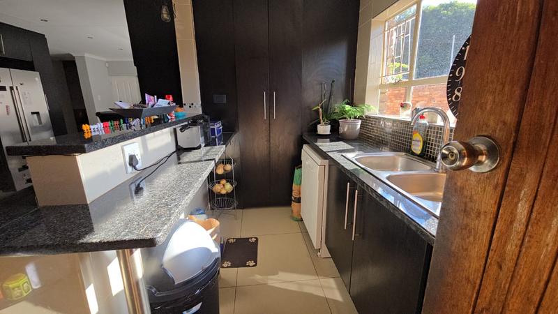 4 Bedroom Property for Sale in Dorandia Gauteng