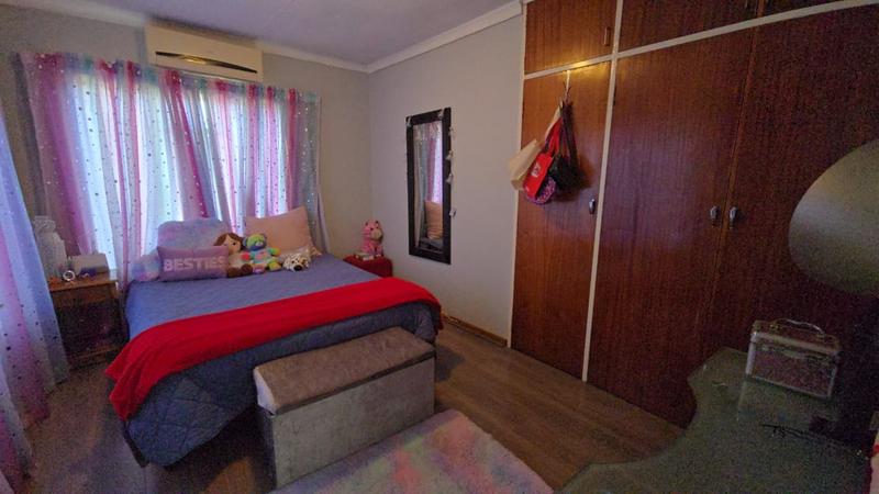 4 Bedroom Property for Sale in Dorandia Gauteng