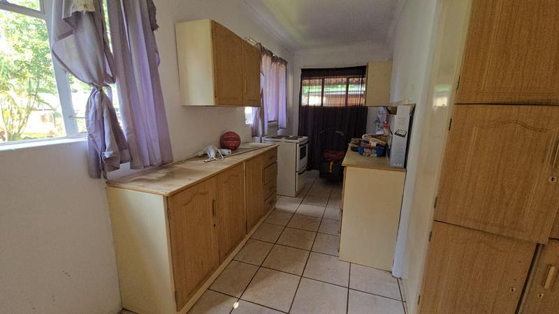 4 Bedroom Property for Sale in Dorandia Gauteng