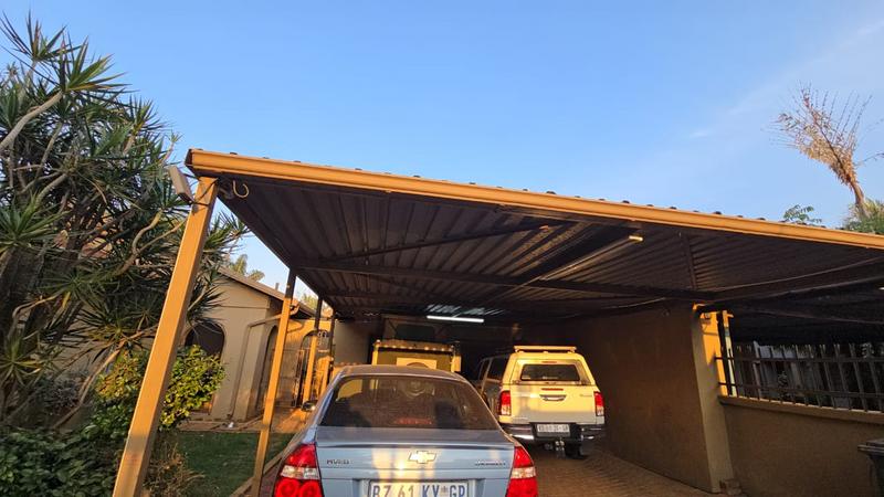 3 Bedroom Property for Sale in Dorandia Gauteng
