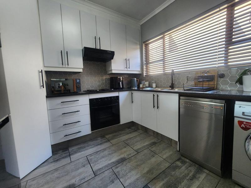 2 Bedroom Property for Sale in Meyersdal Gauteng