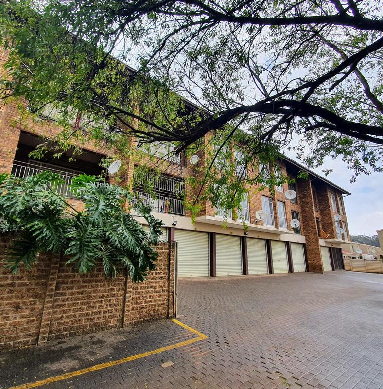 2 Bedroom Property for Sale in New Redruth Gauteng