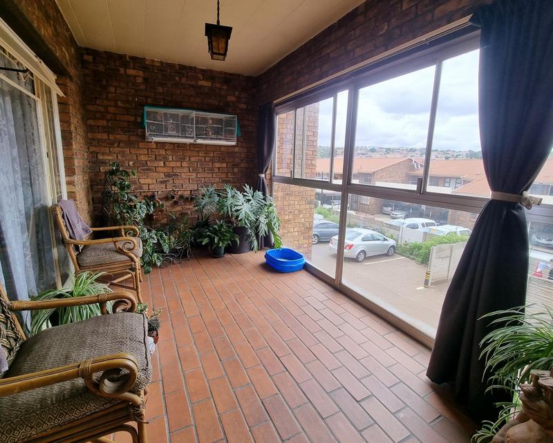 2 Bedroom Property for Sale in New Redruth Gauteng