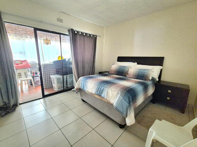 2 Bedroom Property for Sale in New Redruth Gauteng