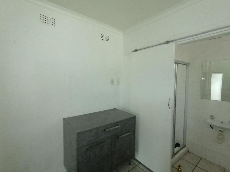 To Let 0 Bedroom Property for Rent in Florida Glen Gauteng