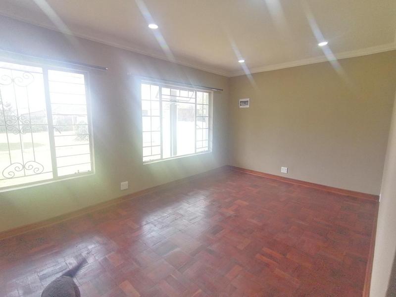 To Let 2 Bedroom Property for Rent in Florida North Gauteng