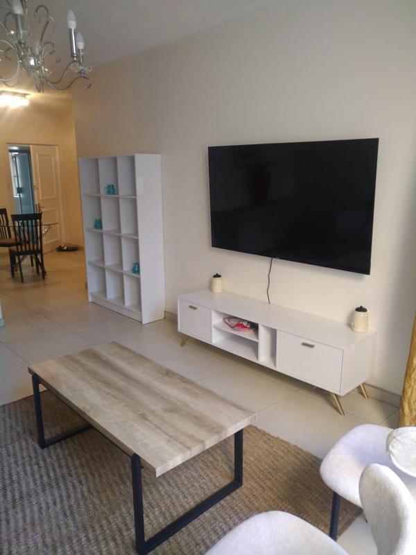 To Let 1 Bedroom Property for Rent in Sandhurst Gauteng