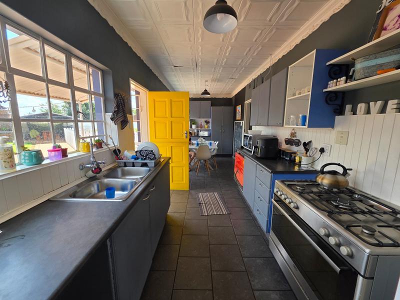 5 Bedroom Property for Sale in Golf Park Gauteng