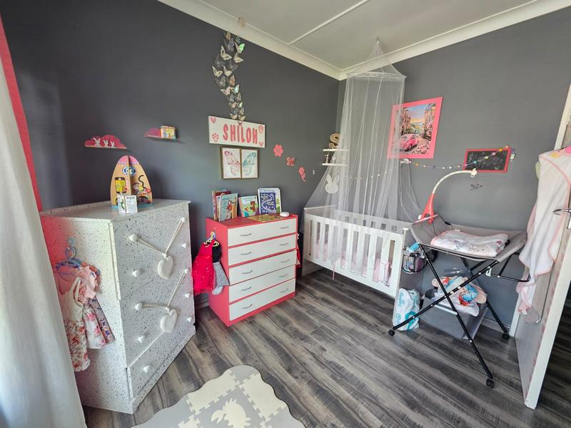 5 Bedroom Property for Sale in Golf Park Gauteng