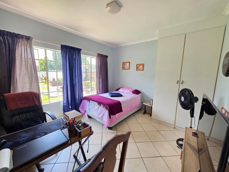 5 Bedroom Property for Sale in Golf Park Gauteng