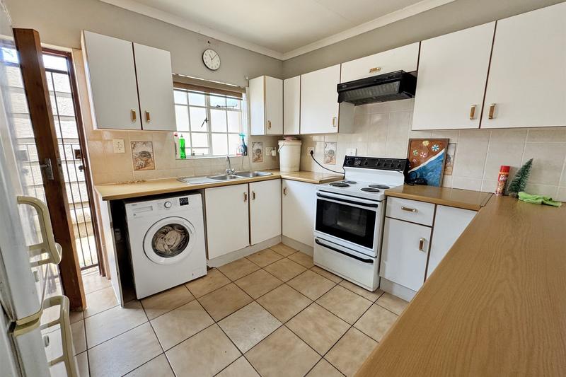 4 Bedroom Property for Sale in Sydenham Gauteng