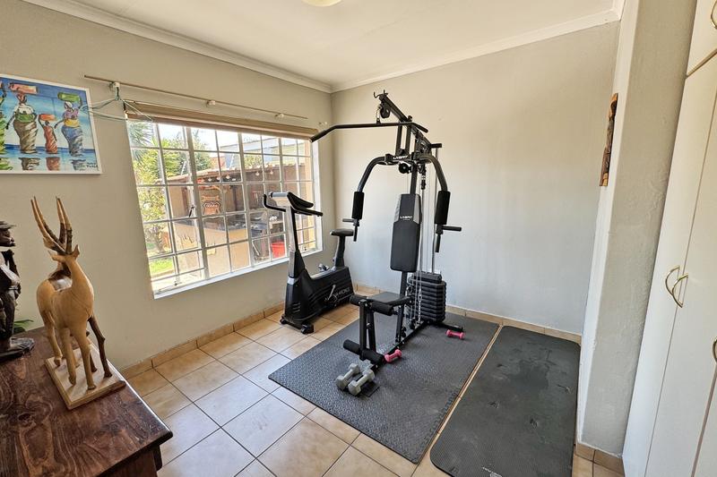 4 Bedroom Property for Sale in Sydenham Gauteng