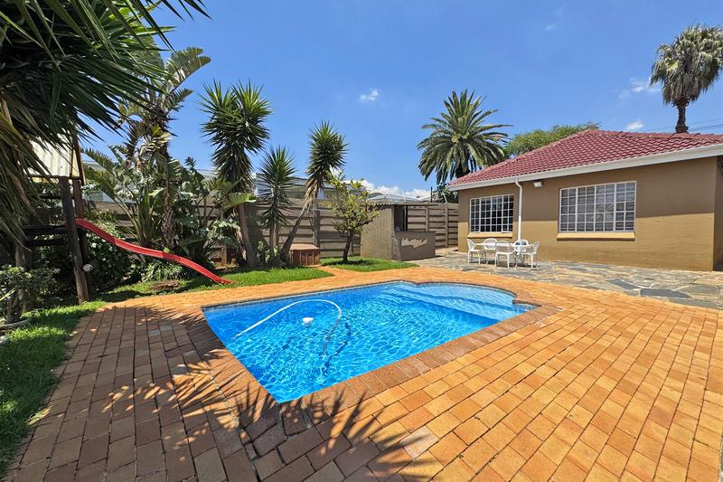 4 Bedroom Property for Sale in Sydenham Gauteng