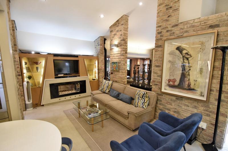 3 Bedroom Property for Sale in Morningside Manor Gauteng