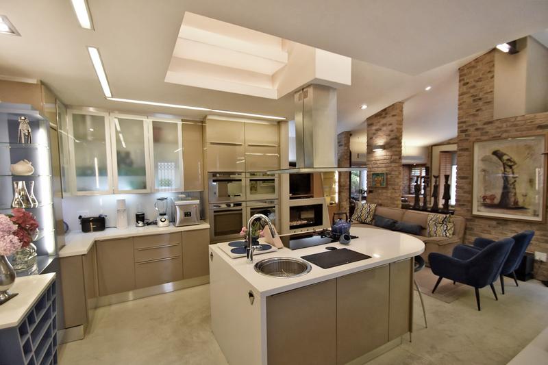 3 Bedroom Property for Sale in Morningside Manor Gauteng