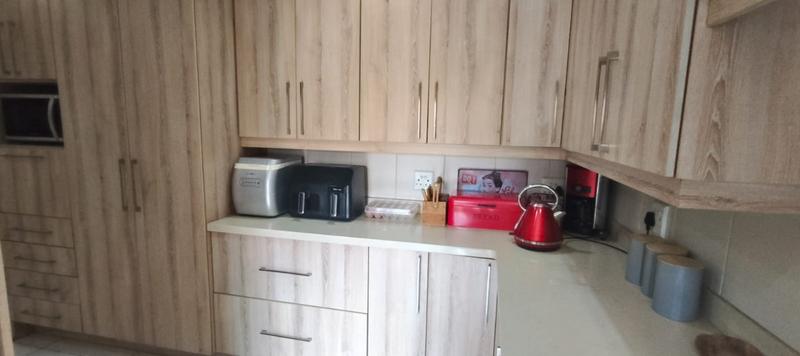 4 Bedroom Property for Sale in Booysens Gauteng