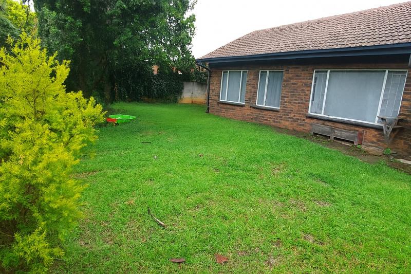 2 Bedroom Property for Sale in Garsfontein Gauteng