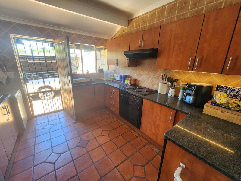 2 Bedroom Property for Sale in Garsfontein Gauteng