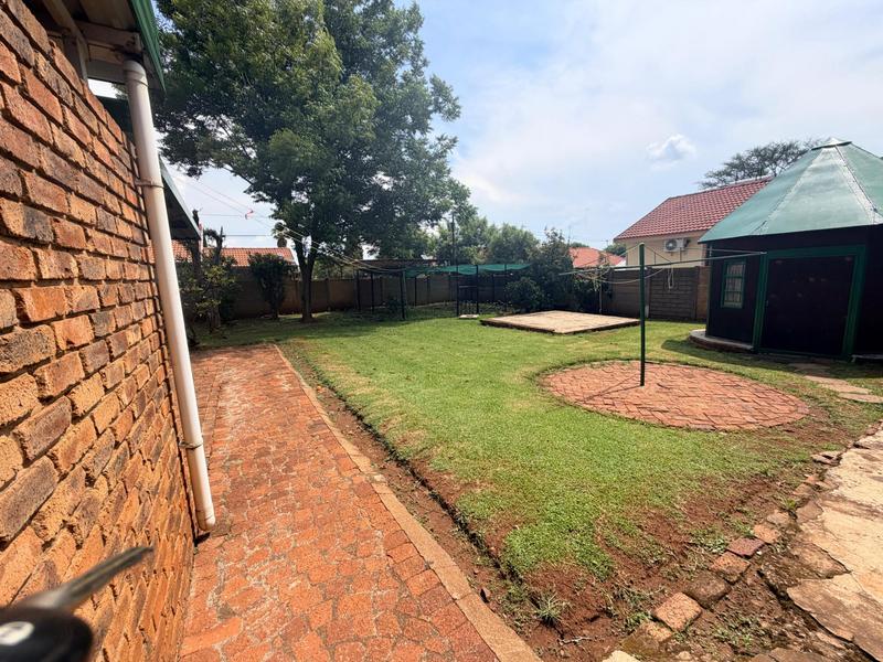 5 Bedroom Property for Sale in Erasmia Gauteng