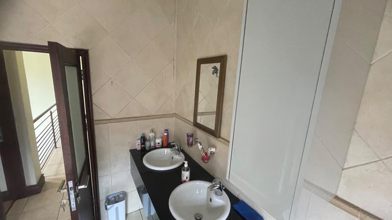 3 Bedroom Property for Sale in Eldoglen Gauteng