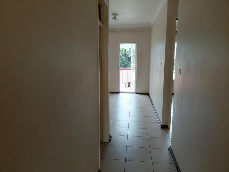 To Let 2 Bedroom Property for Rent in Gillview Gauteng