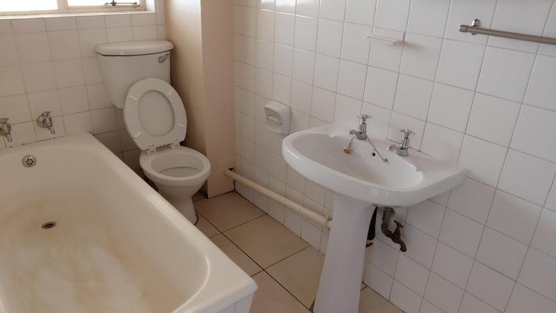To Let 2 Bedroom Property for Rent in Gillview Gauteng