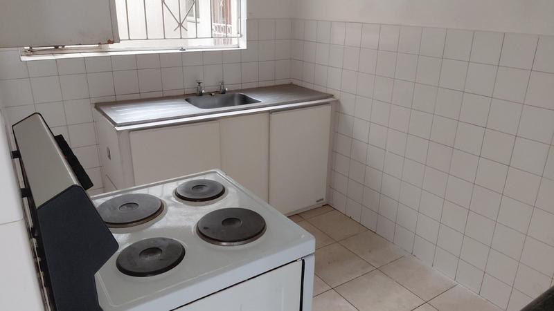 To Let 1 Bedroom Property for Rent in Gillview Gauteng