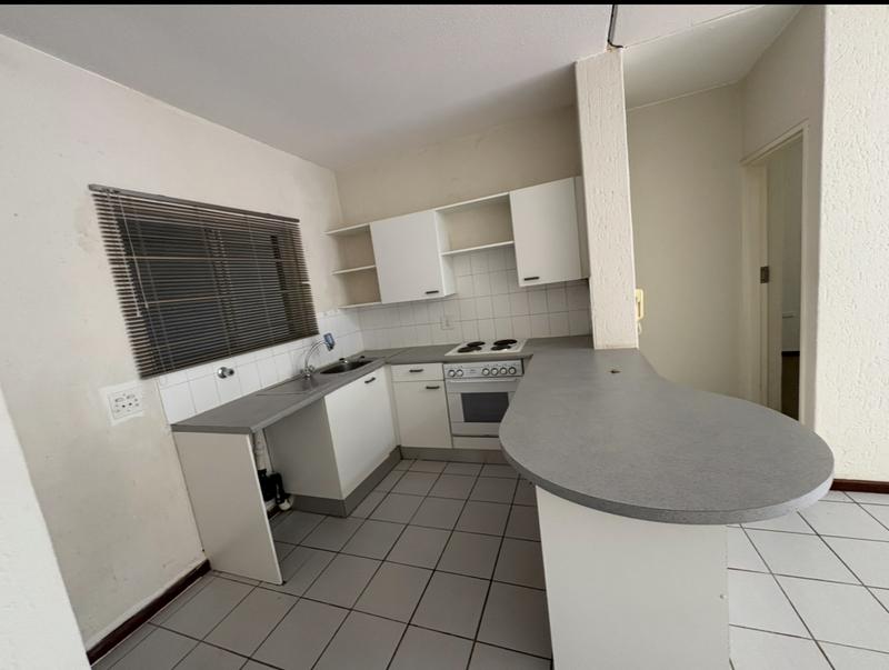 1 Bedroom Property for Sale in Glenhazel Gauteng