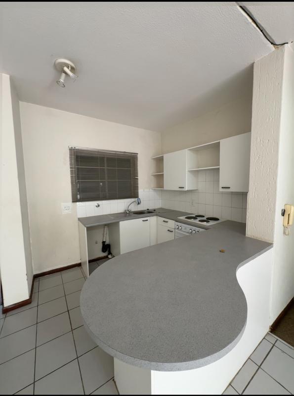 1 Bedroom Property for Sale in Glenhazel Gauteng