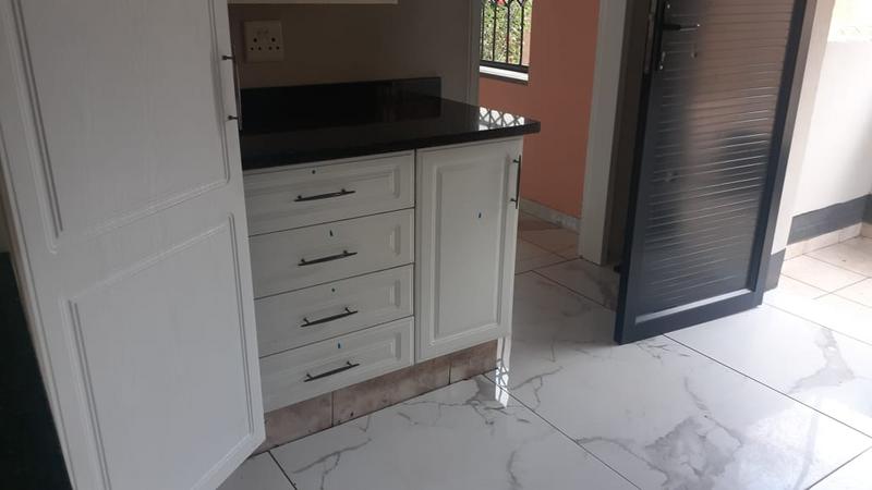 To Let 5 Bedroom Property for Rent in Glenhazel Gauteng