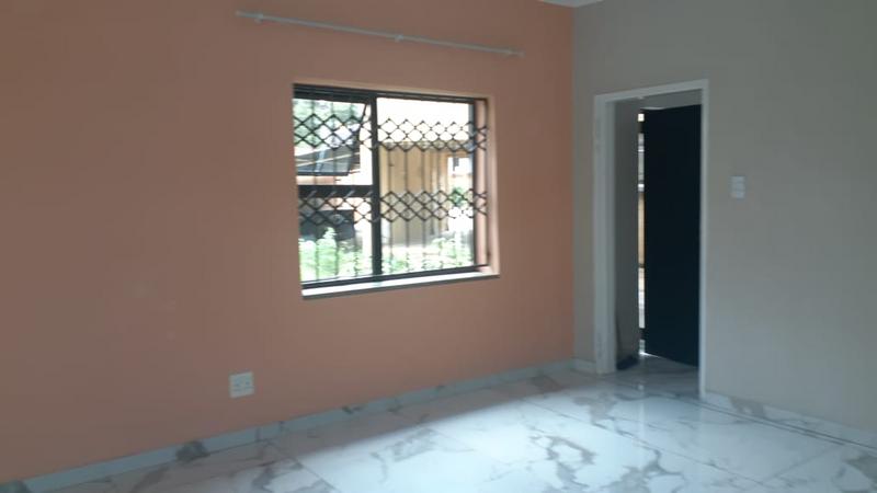 To Let 5 Bedroom Property for Rent in Glenhazel Gauteng