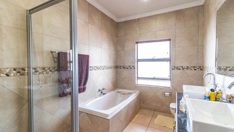 4 Bedroom Property for Sale in Midlands Estate Gauteng