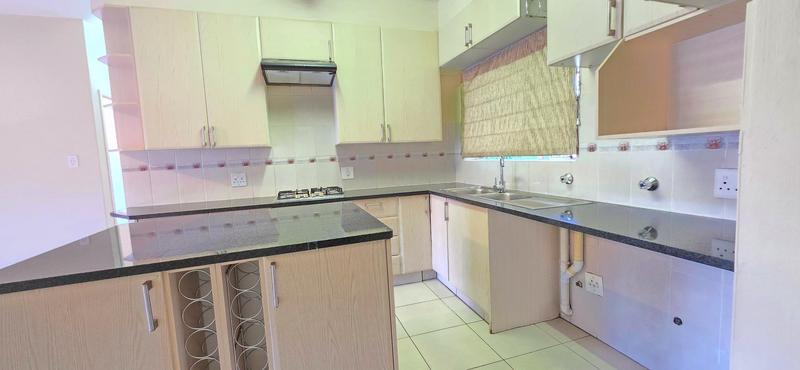 To Let 2 Bedroom Property for Rent in Sundowner Gauteng