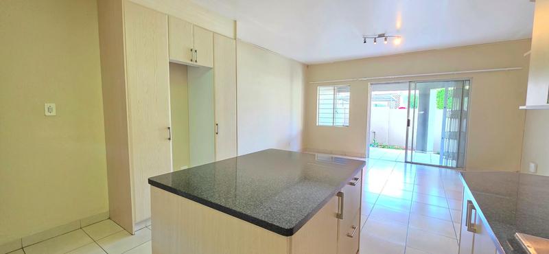 To Let 2 Bedroom Property for Rent in Sundowner Gauteng