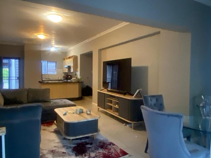 2 Bedroom Property for Sale in Lonehill Gauteng