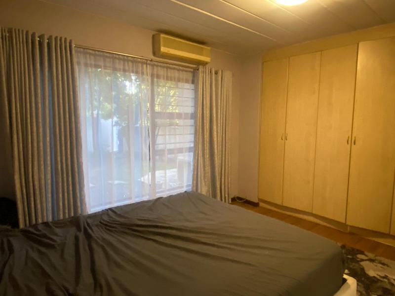 2 Bedroom Property for Sale in Lonehill Gauteng