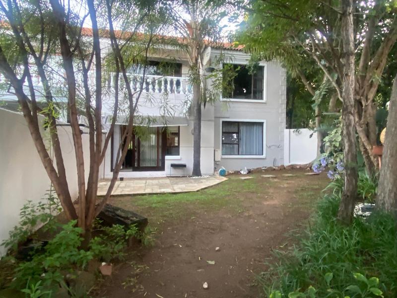 2 Bedroom Property for Sale in Lonehill Gauteng