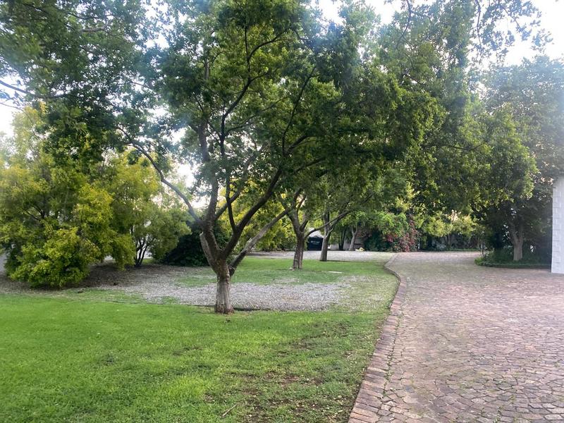 2 Bedroom Property for Sale in Lonehill Gauteng