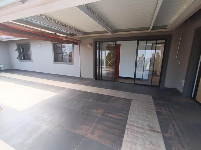 To Let 3 Bedroom Property for Rent in Dawnview Gauteng