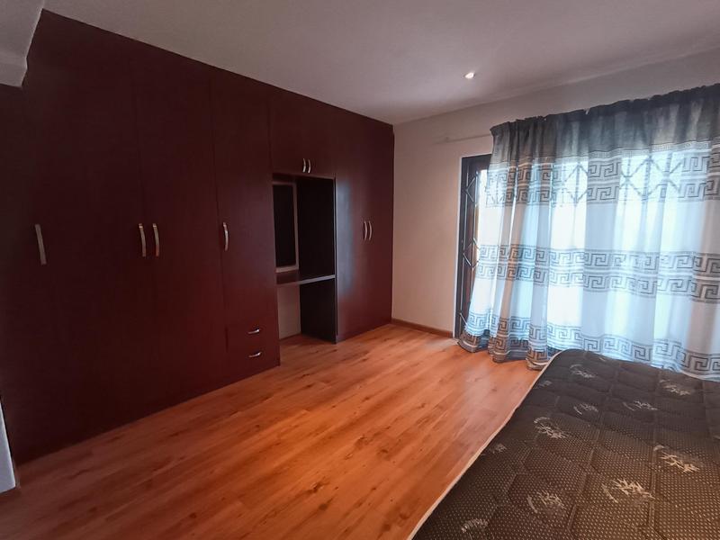 To Let 3 Bedroom Property for Rent in Dawnview Gauteng