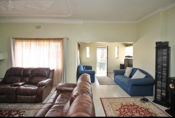 3 Bedroom Property for Sale in Fishers Hill Gauteng