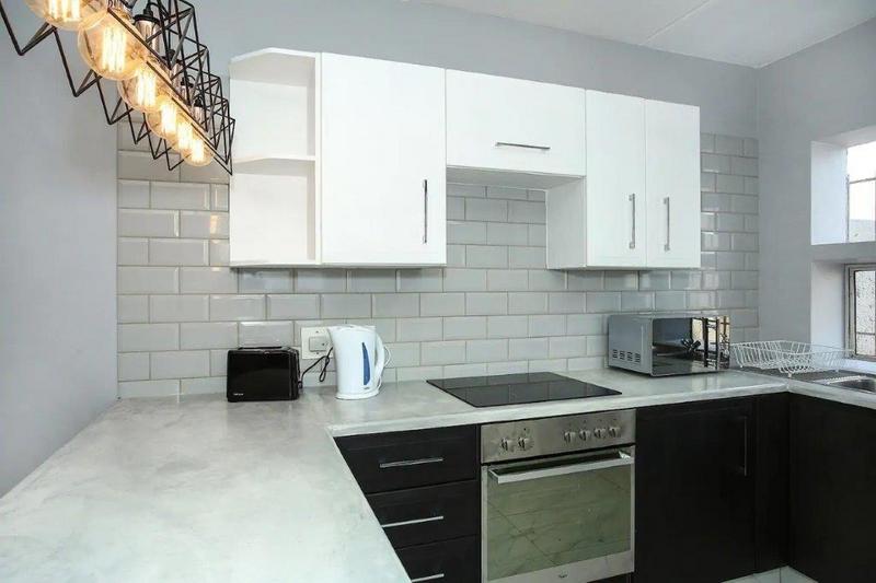 To Let 2 Bedroom Property for Rent in Eltonhill Gauteng