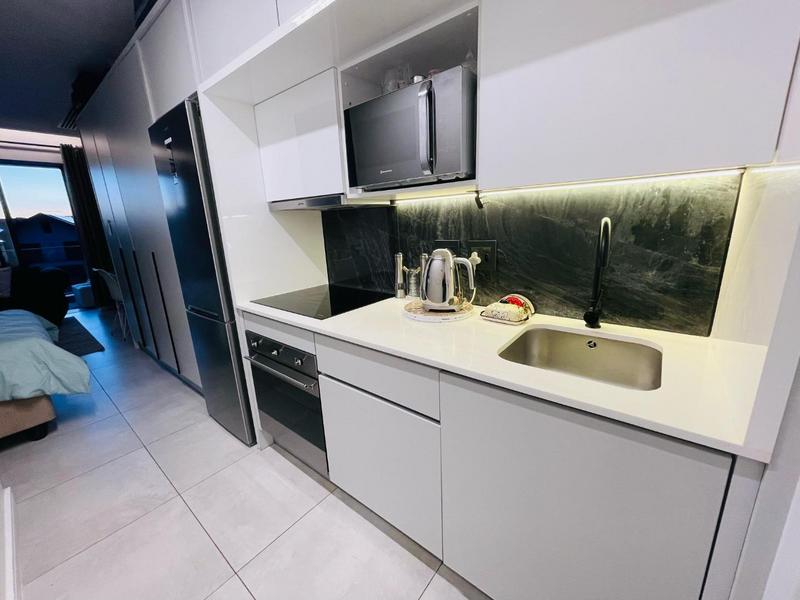 To Let 1 Bedroom Property for Rent in Waterfall Gauteng