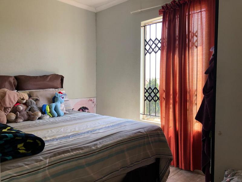 3 Bedroom Property for Sale in Rosslyn Gauteng