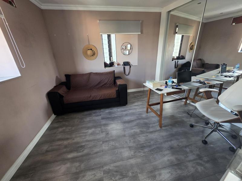 3 Bedroom Property for Sale in Bassonia Gauteng