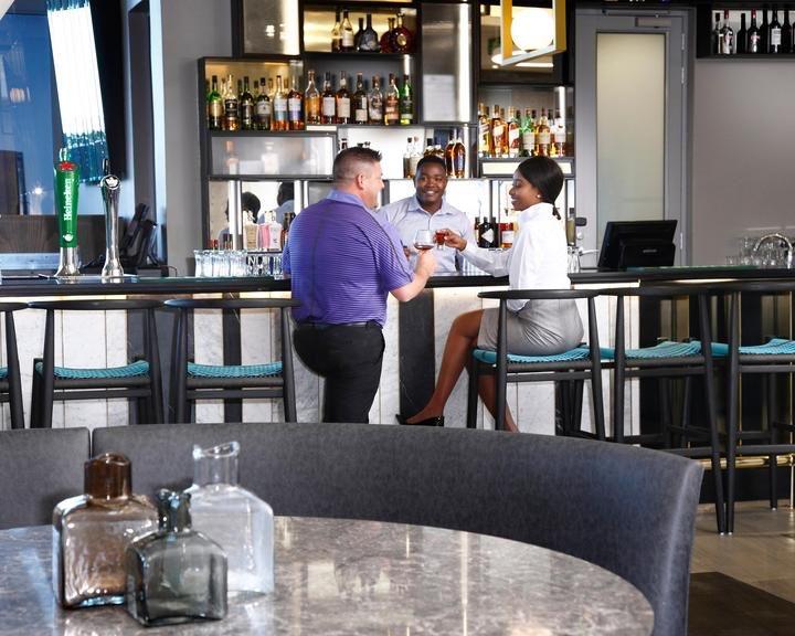 To Let 1 Bedroom Property for Rent in Sandown Gauteng