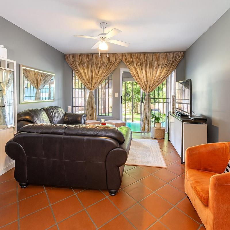 2 Bedroom Property for Sale in Faerie Glen Gauteng