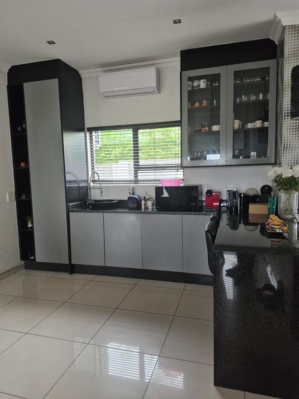 To Let 4 Bedroom Property for Rent in Raslouw Gauteng