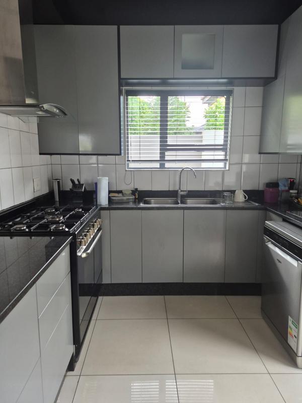 To Let 4 Bedroom Property for Rent in Raslouw Gauteng